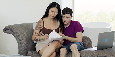 REALITYJUNKIES - Dana Vespoli Talks To Her Stepson About His Grades While Giving Him A Handjob